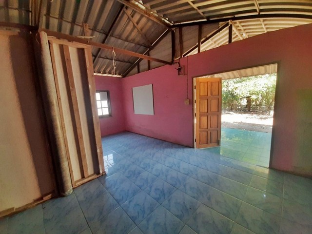 ขายบ้านพร้อมที่ดินและสิ่งปลูกสร้าง อำเภอสองพี่น้อง สุพรรณบุรี (PAP-4-0390)