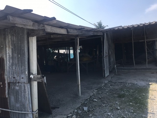 ขายบ้านครึ่งตึกครึ่งไม้ อำเภอดอนเจดีย์ สุพรรณบุรี (PAP-5-0273 )