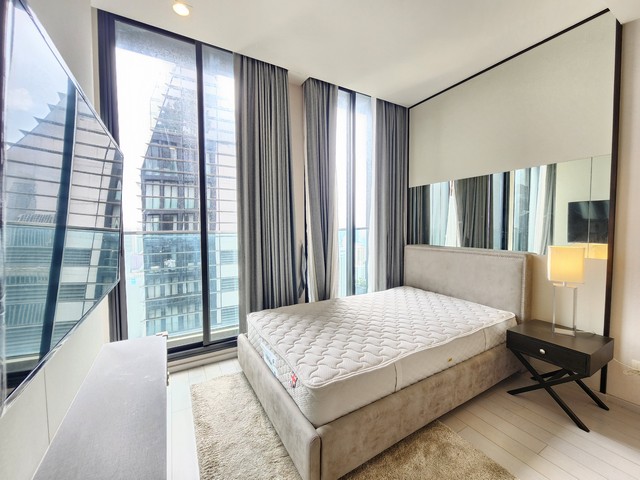 Noble Ploenchit Condo, next to BTS Ploenchit, with private elevator in every unit