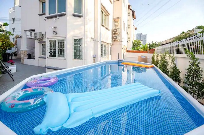 ปล่อยเช่า Luxury pool villa townhome โครงการบุษราคัมเพลส วิภาวดี 20 แยก 18 ทะลุรัชดา 19 ,ลาดพร้าว 18 และ 26 พร้อมอยู่