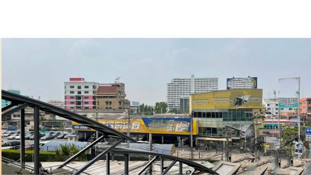 ให้เช่าอาคารสำนักงาน 2ชั้น ถนนพหลโยธิน ติดรถไฟฟ้าสายสีเหลืองสถานี-รัชโยธิน พร้อมที่ว่าง 1468ตารางเมตร จอดรถได้ 200คัน